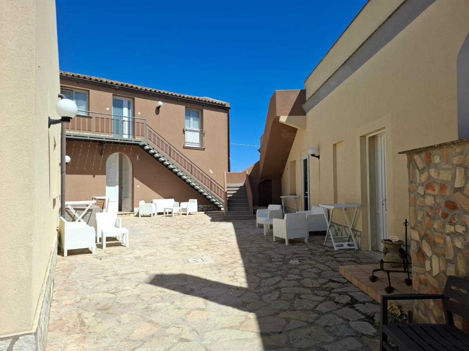 Residence Casale Verderame Trapani Buitenkant foto